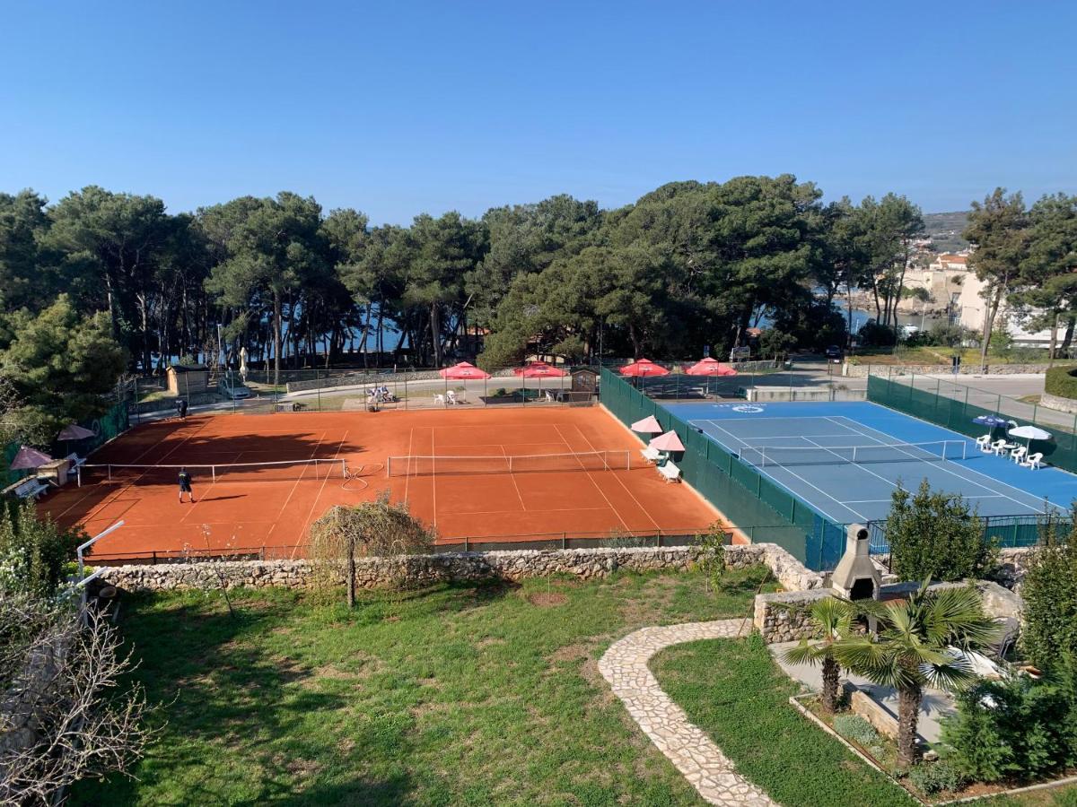 Seaside Apartments Petar クルク エクステリア 写真