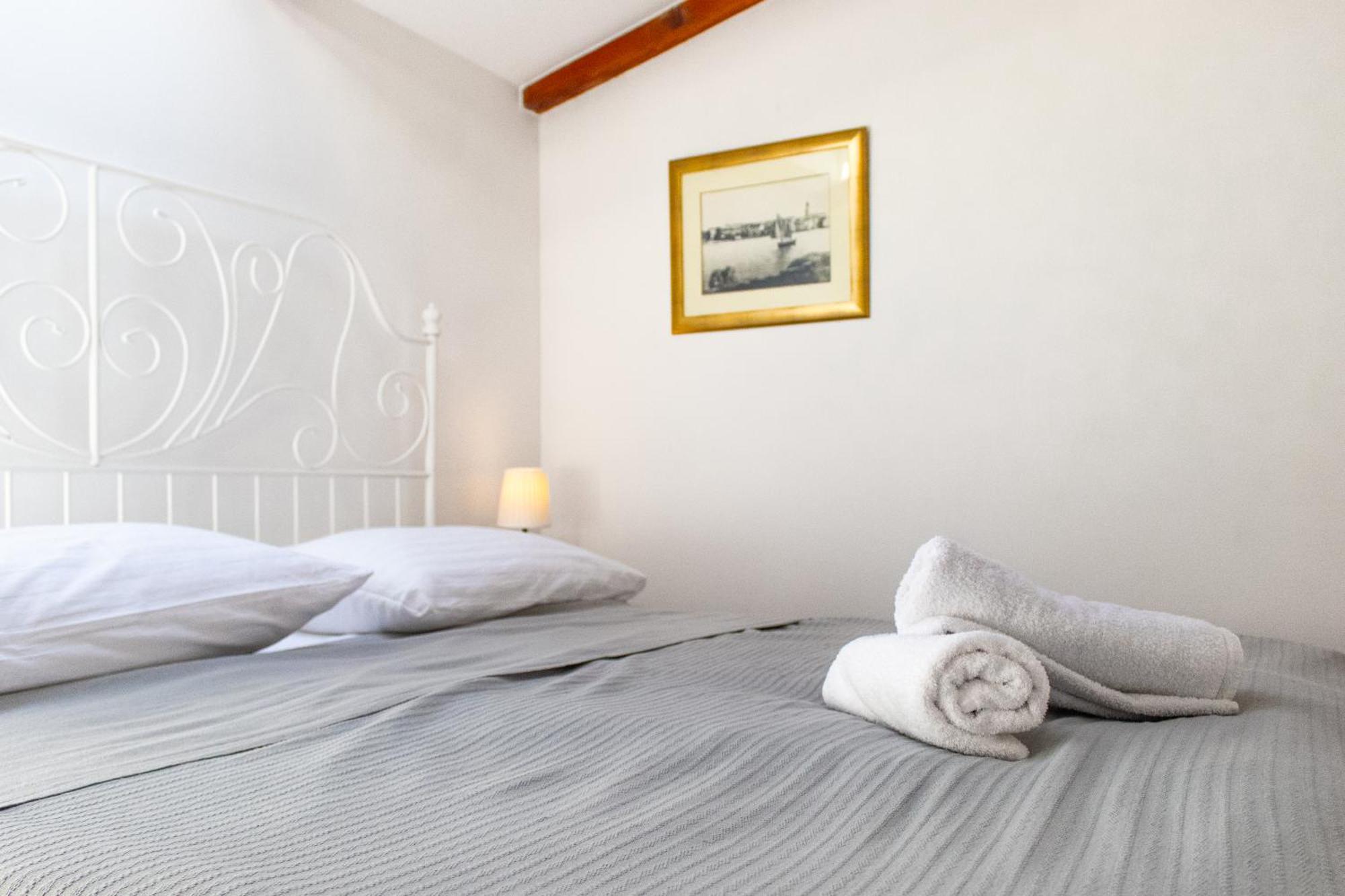 Seaside Apartments Petar クルク エクステリア 写真
